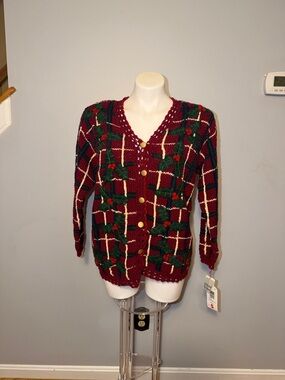 Lizsport Petite NWT Vintage Seasons Greetings  Hand Knitted Sweater Small. READ